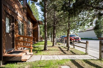 huckleberry house