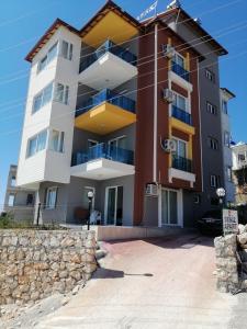 deniz apart