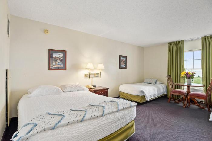 sandy cove third bay standard deluxe