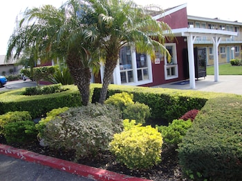 Oasis Inn Sacramento - Elk Grove,California>>Sacramento,2 star