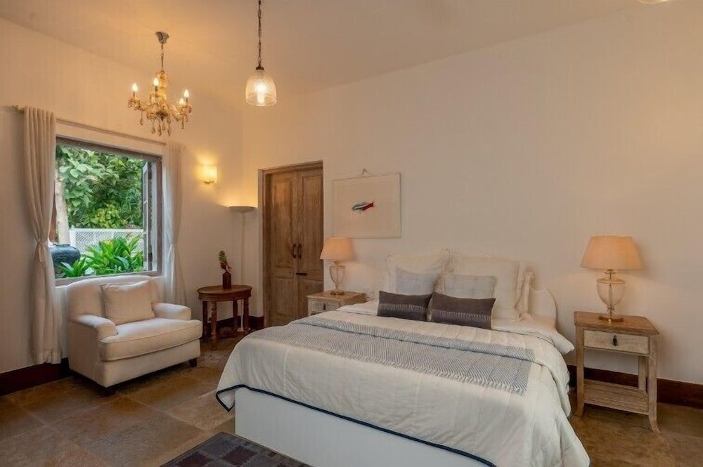 ama stays and trails 70 vale goa