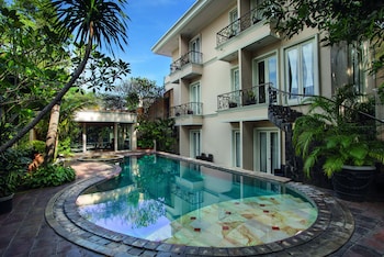 artotel casa hangtuah