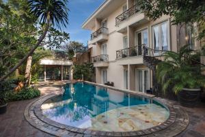 artotel casa hangtuah