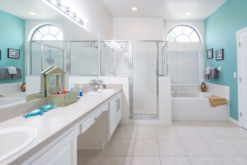 bahama sunsent 4 bedrooms