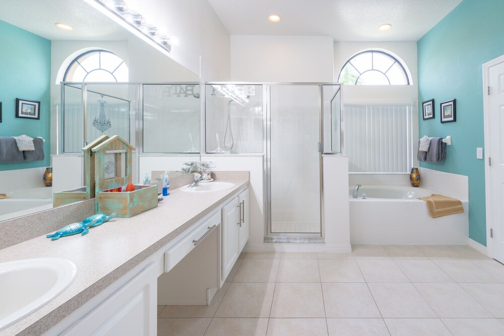 bahama sunsent 4 bedrooms