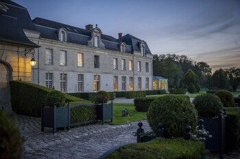 Chateau De Courcelles - Relais & Chateaux,Braine>>Aisne,4 star
