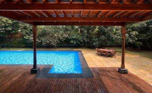 ama stays and trails the mango house alibag