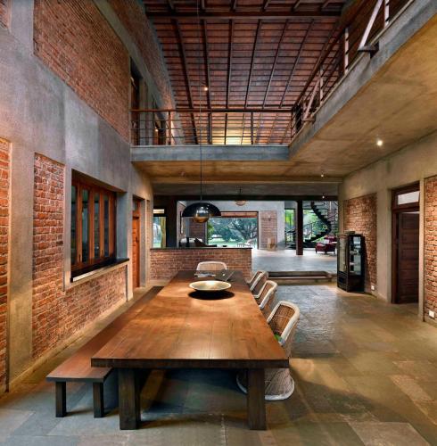 ama stays and trails the mango house alibag