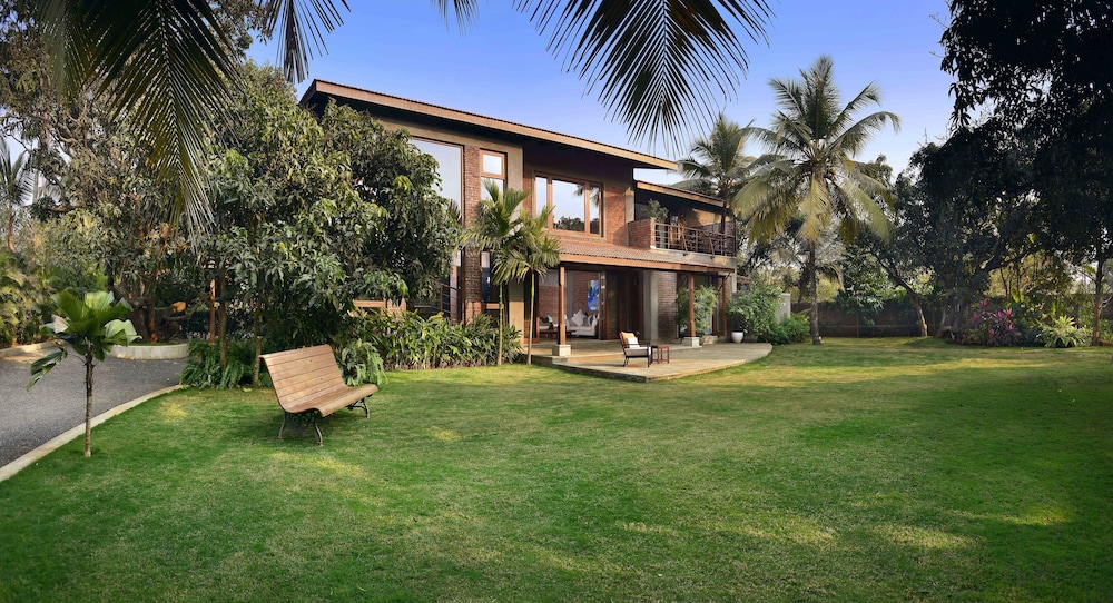 ama stays and trails the mango house alibag