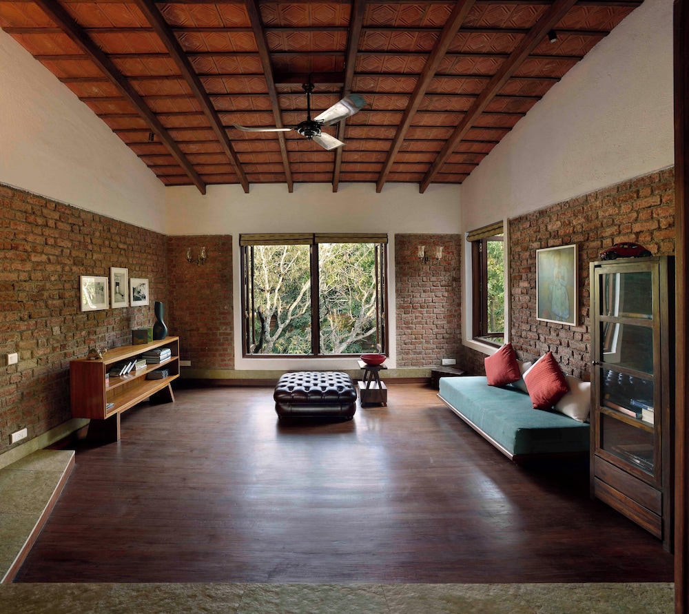 ama stays and trails the mango house alibag