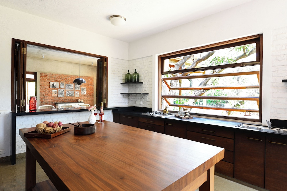 ama stays and trails the mango house alibag