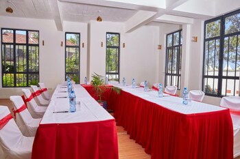 Galaxy Inn - Athi River,,4 star