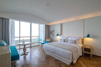 royal avila boutique resort