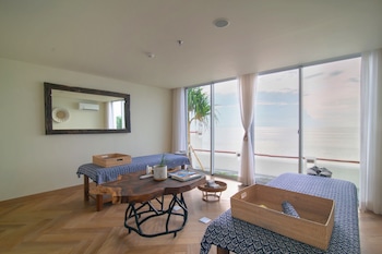 royal avila boutique resort