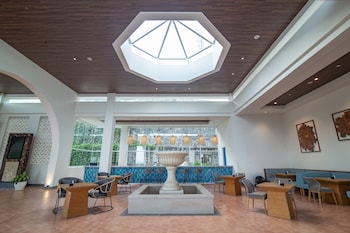 royal avila boutique resort
