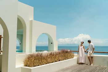 royal avila boutique resort