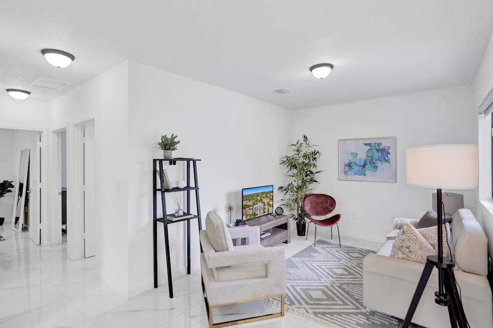 rennzi wynwood apartments