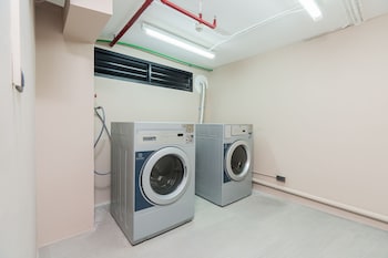 gardina asoke hotel and residence