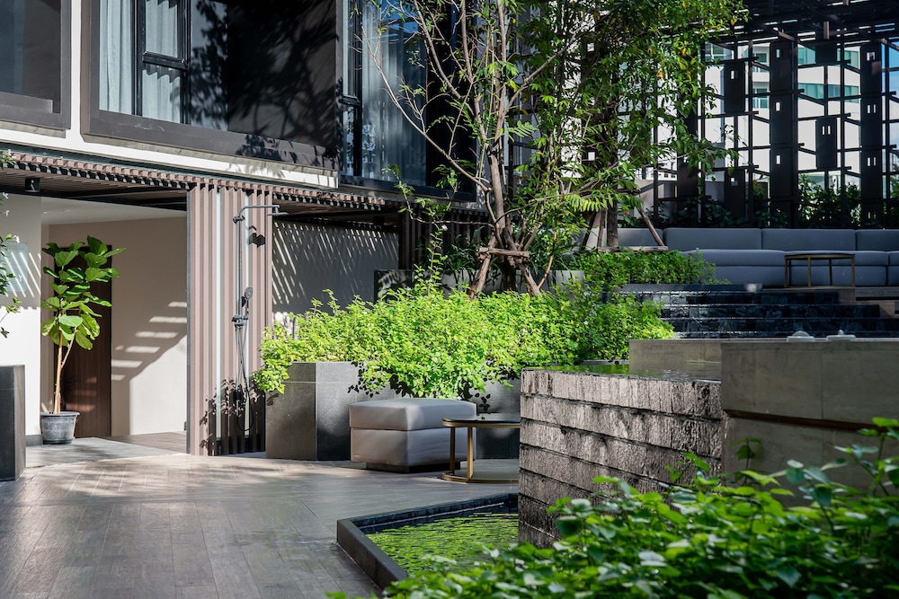 gardina asoke hotel and residence