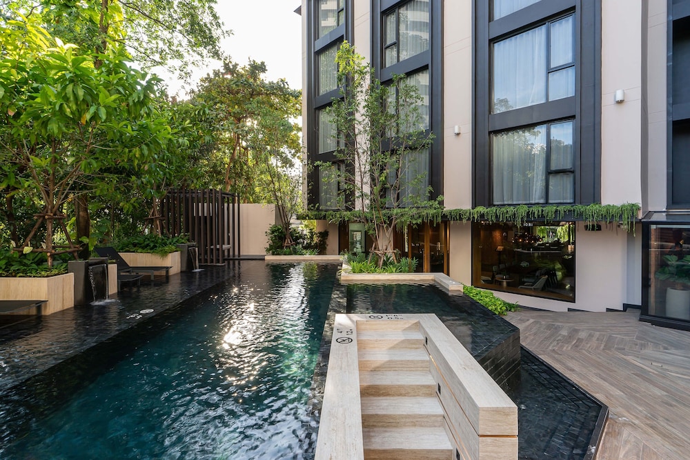 gardina asoke hotel and residence