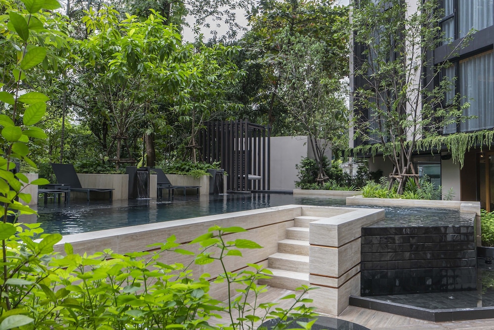 gardina asoke hotel and residence