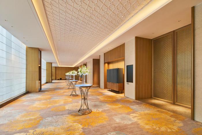 doubletree by hilton yaan