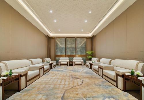 doubletree by hilton yaan