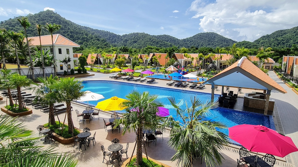 vakara hotel kep