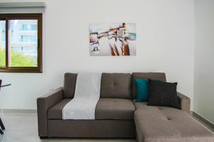 Phaedrus Living: Cityview Luxury Flat Georgos 203