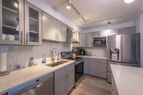 luxurious one bedroom suite windtower116