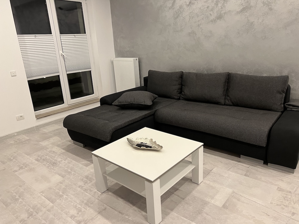 amazing 2 room penthouse cityview w13