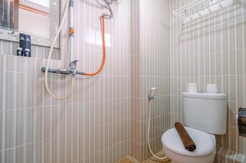 comfortable and tidy 2br at cinere resort apartment