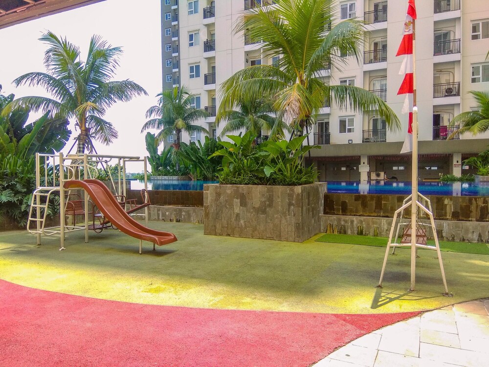 comfortable and tidy 2br at cinere resort apartment