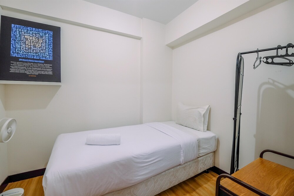 comfortable and tidy 2br at cinere resort apartment