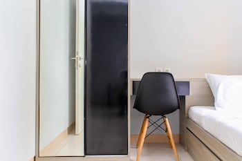 spacious and good 2br at springlake summarecon bekasi apartment