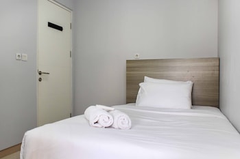 spacious and good 2br at springlake summarecon bekasi apartment