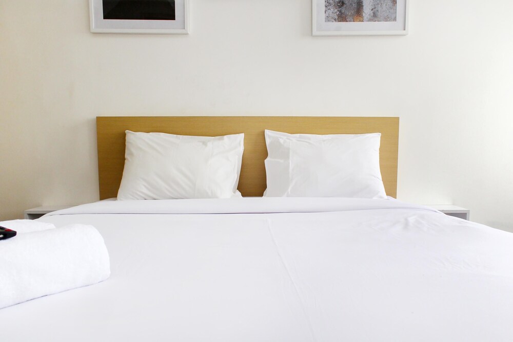 simple and comfort studio at riverview jababeka apartment