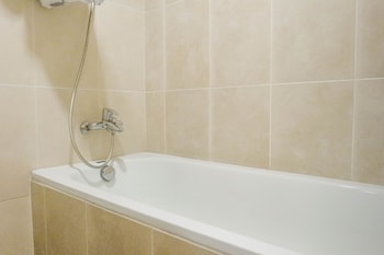 vibrant and luxurious 2br apartment at trillium residence surabaya
