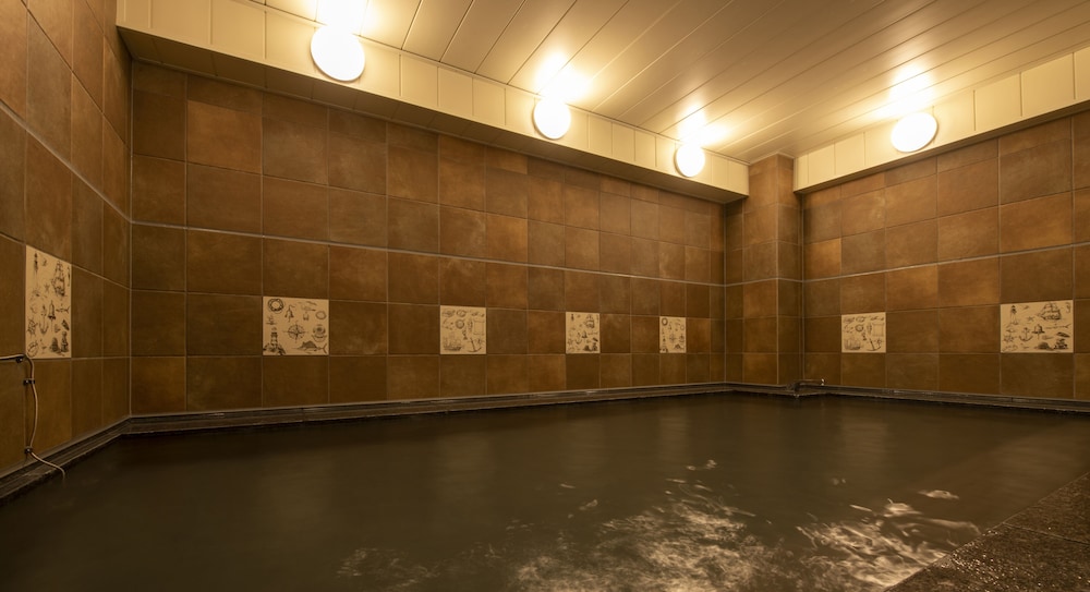 hotel new port yokosuka