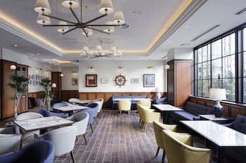 hotel new port yokosuka