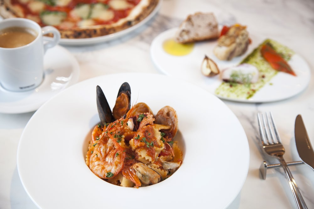 hotel new port yokosuka