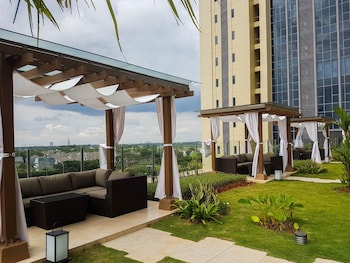 cozy and spacious 1br apartment at branz bsd