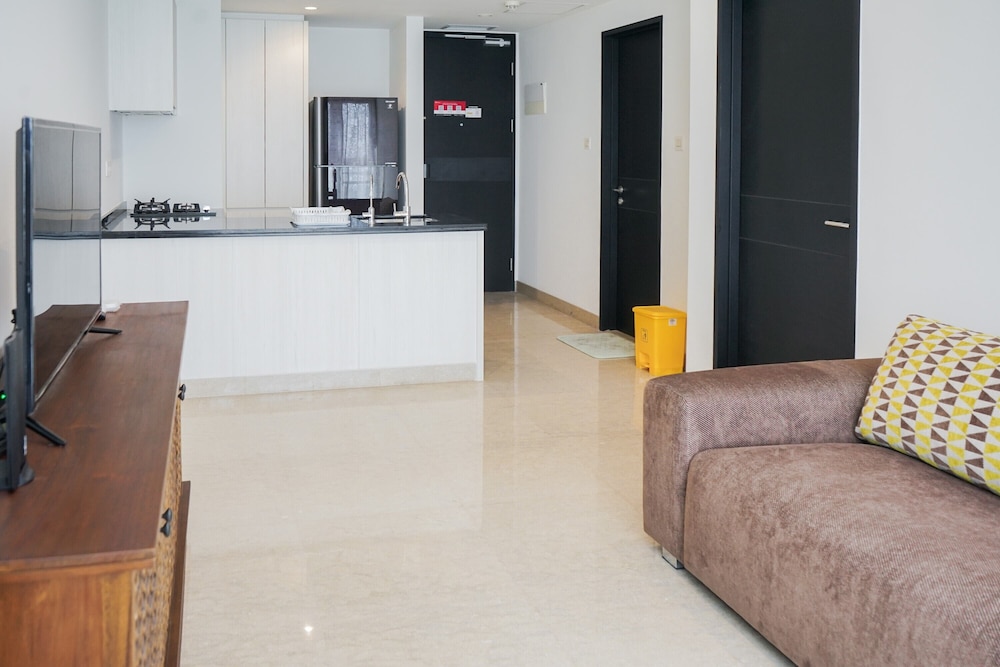 cozy and spacious 1br apartment at branz bsd