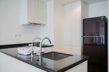 cozy and spacious 1br apartment at branz bsd