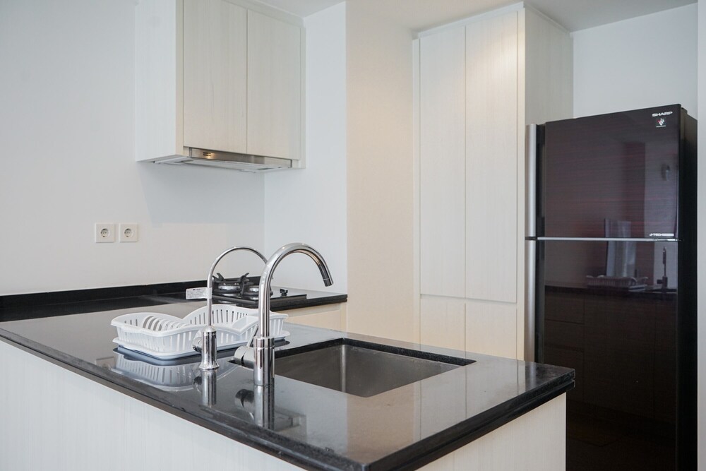 cozy and spacious 1br apartment at branz bsd