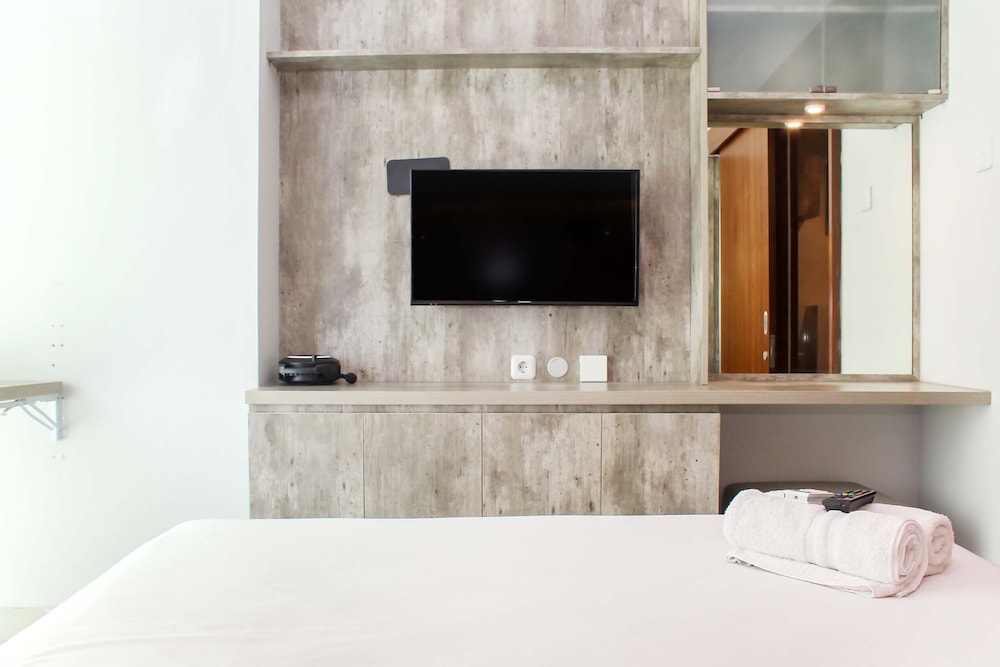 cozy and nice studio at grand kamala lagoon apartment