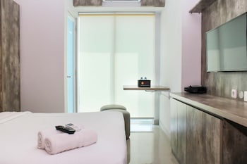 cozy and nice studio at grand kamala lagoon apartment
