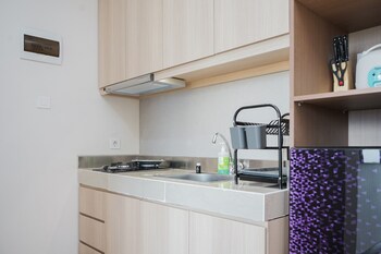 minimalist and comfort 1br at b residence