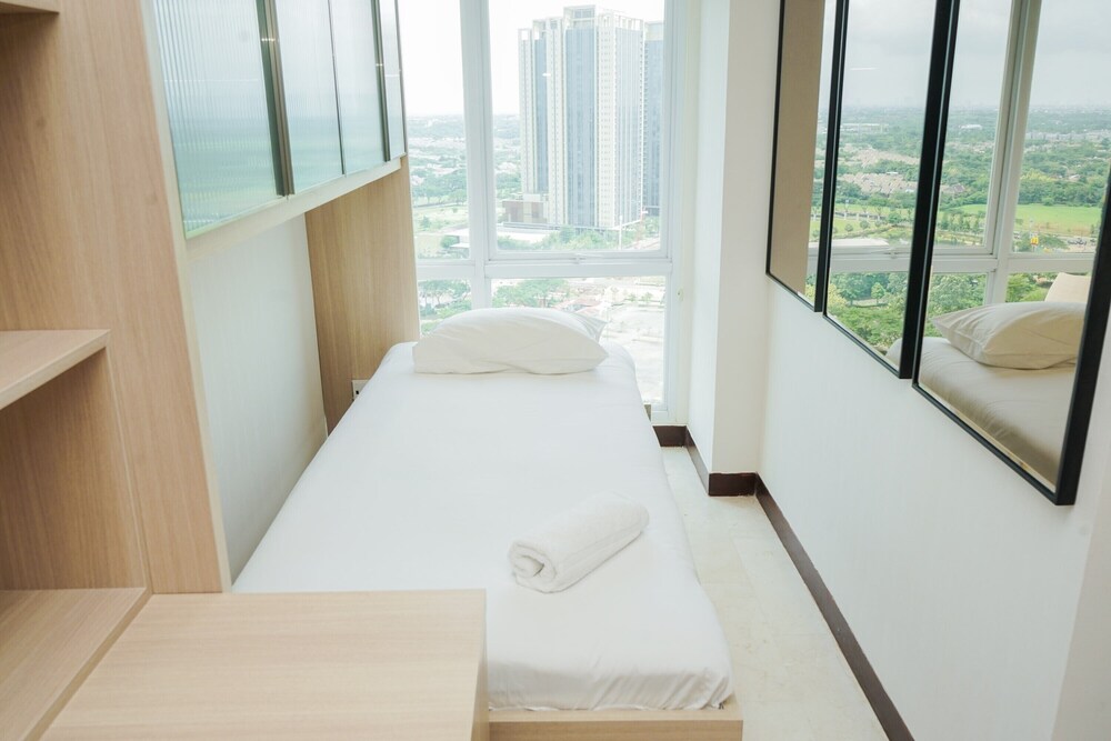 minimalist and comfort 1br at b residence