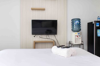 Cozy And Tidy Studio At The Enviro Apartment,,0 star